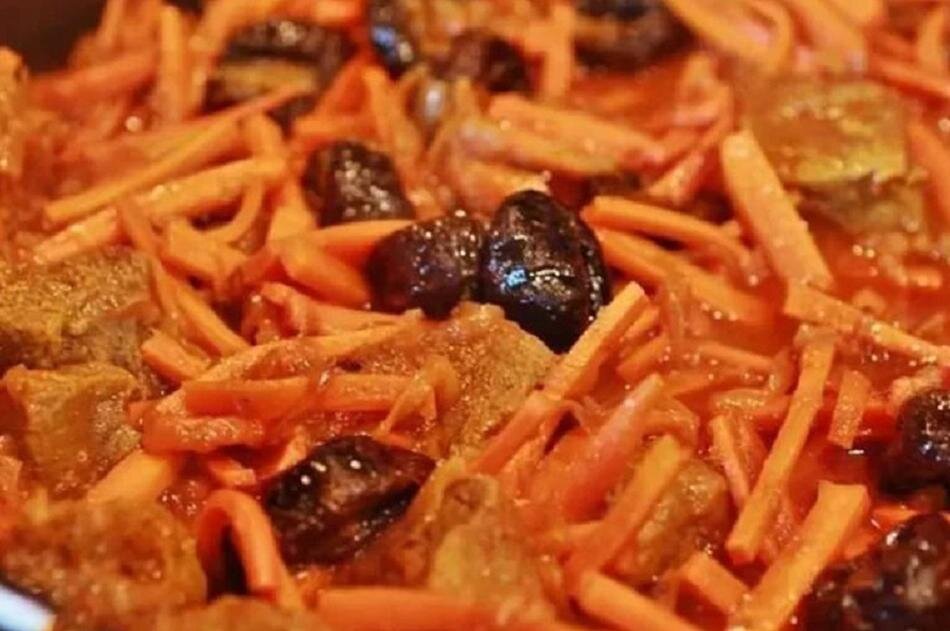 طرز تهیه خورش هویج تبریزی به روش محلی