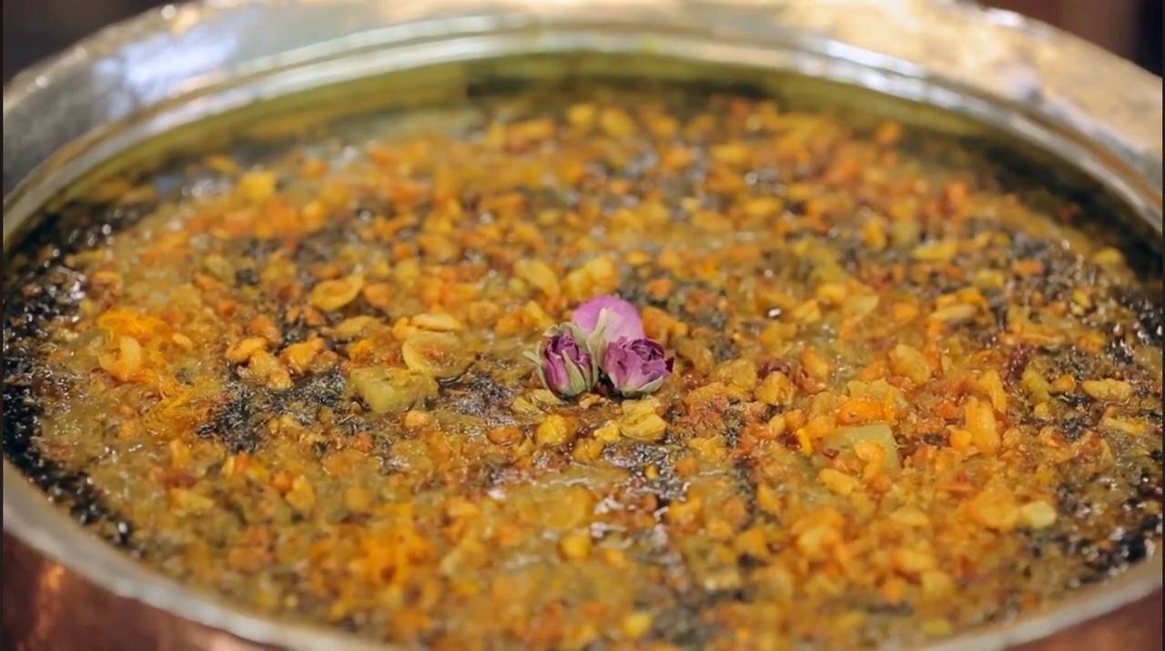 طرز تهیه آش ماش و قمری اصفهان ؛ غذای سنتی مخصوص روزهای سرد زمستان