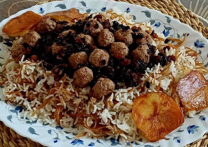 طرز تهیه رشته پلوی مجلسی با گوشت قلقلی مخصوص اعیاد