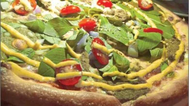 طرز تهیه پیتزا با سس ریحان به همراه آموزش خمیر پیتزا