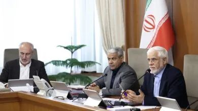 گزارش وزیر بهداشت از کاهش چشمگیر مهاجرت کادر درمان در ۶ ماهه دوم سال ۱۴۰۳