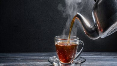 آیا نوشیدن چای یا شیرچای بلافاصله بعد از غذا، به هضم بهتر کمک میکند؟ آیا نوشیدن چای یا شیرچای بلافاصله بعد از غذا، به هضم بهتر کمک میکند؟