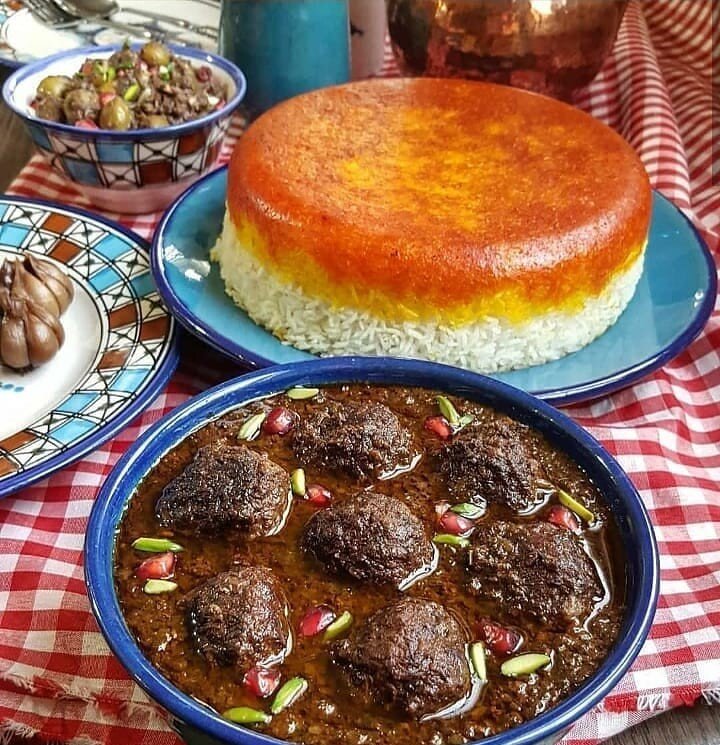 طرز تهیه خورشت فسنجان با تمام فوت و فن های آن
