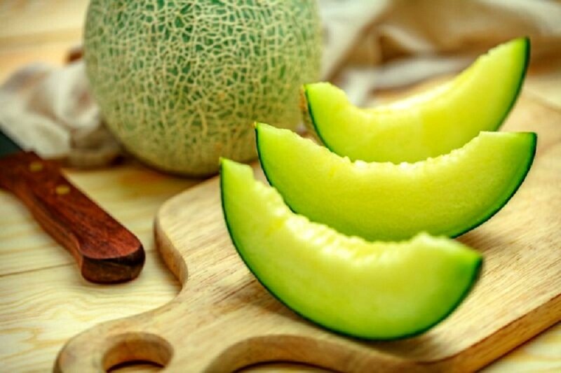 دسر طالبی؛ یک دسر عالی و خوشمزه برای تابستان | ۵ نکته مهم برای تشخیص طالبی سالم و شیرین