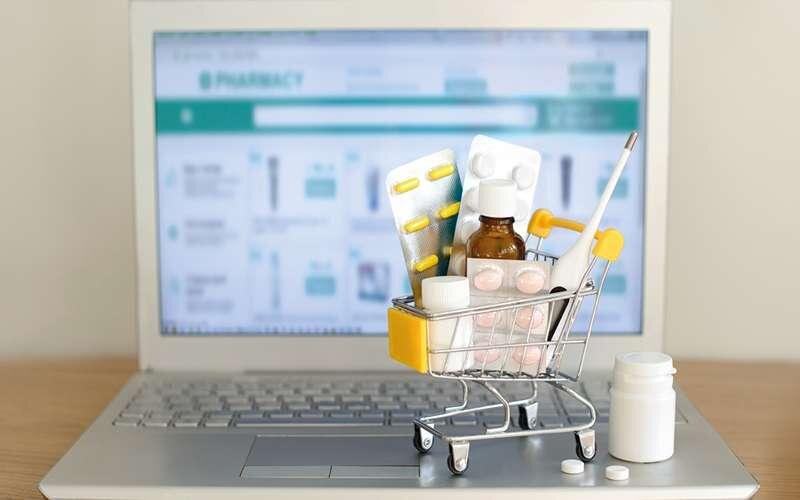 چگونه می‌توان در روزهای شلوغ، بدون مراجعه حضوری دارو تهیه کرد؟